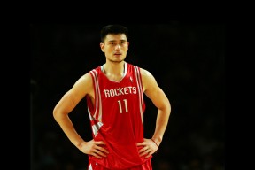 亚博体育-拜仁调整名单备战马赛，维拉伤情更新看傻中超球迷